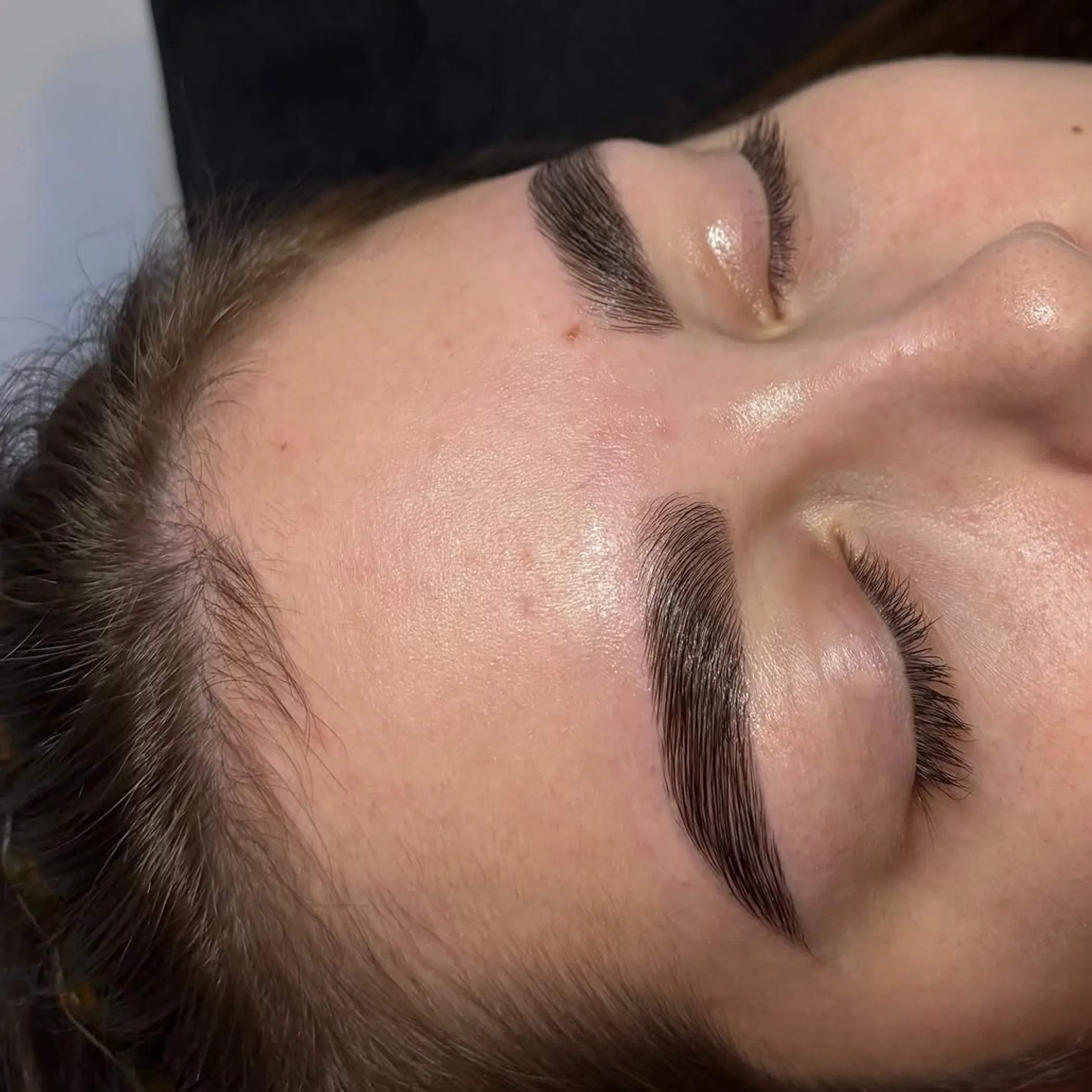 brow lamination treatment